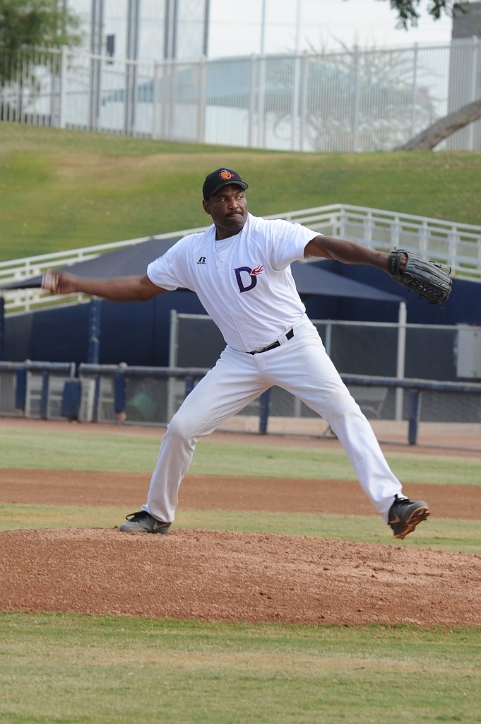 Dragons_2017-10-31 (258).jpg - (c)2010 DeVetter